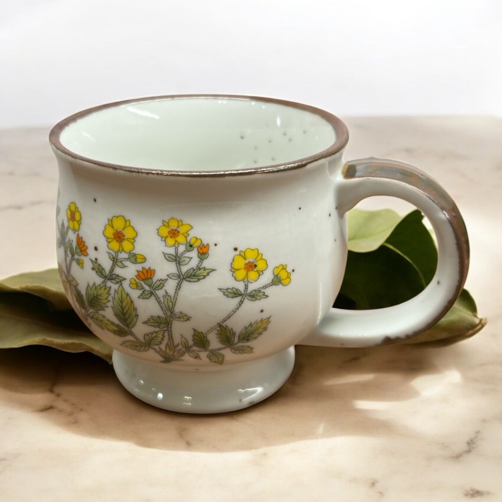 Vintage Glazed Speckled Stoneware Mug With Wildflower Pattern Made In Japan